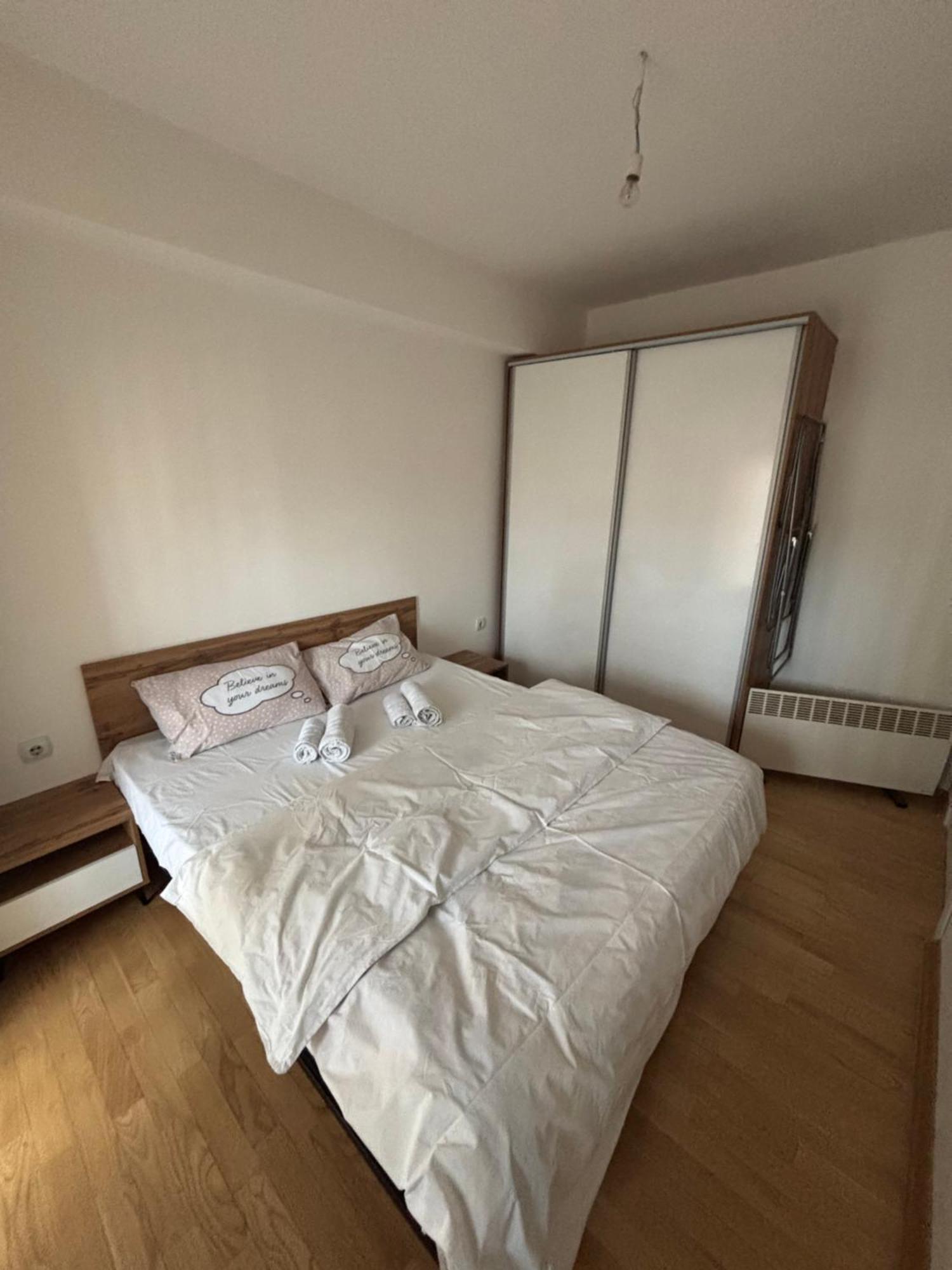 Aria Residence & Ѕра, Apartment 1-43, Level 8 Битоля Екстериор снимка