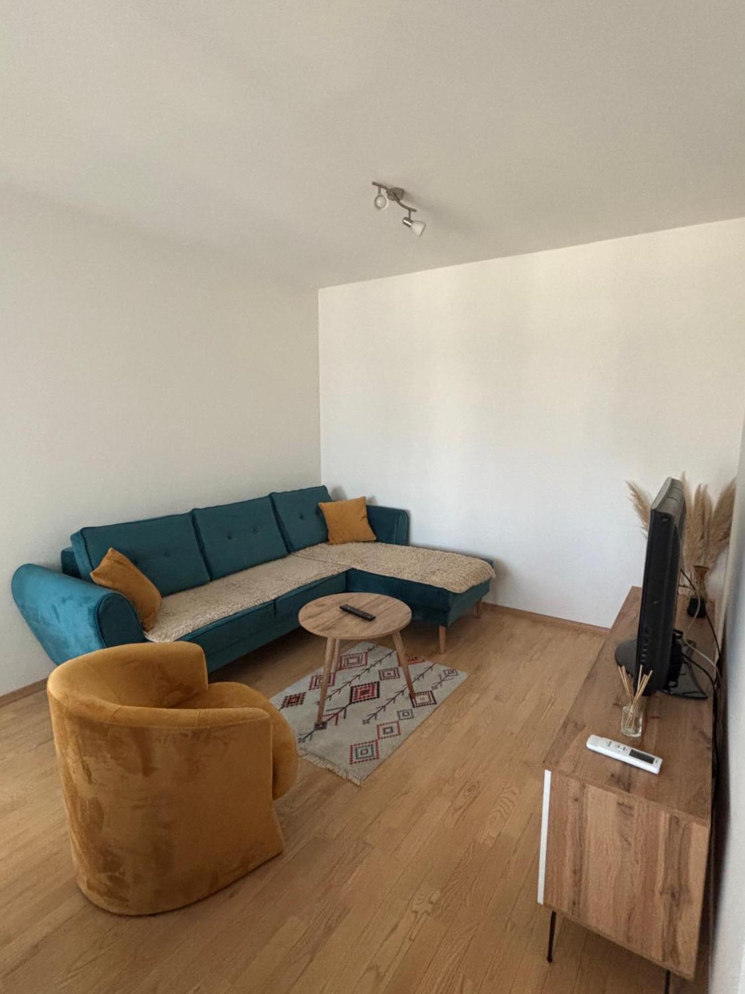 Aria Residence & Ѕра, Apartment 1-43, Level 8 Битоля Екстериор снимка